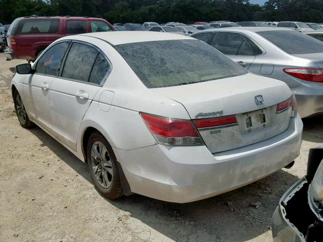 1HGCP2F42BA087851 - 2011 HONDA ACCORD LXP WHITE photo 3