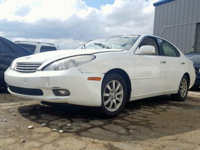 JTHBF30G620011883 - 2002 LEXUS ES 300 WHITE photo 2