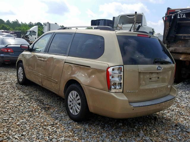 KNDMG4C76B6389191 - 2011 KIA SEDONA LX TAN photo 3