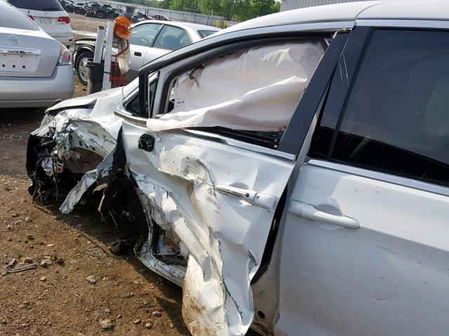 2C4RC1CG0KR574488 - 2019 CHRYSLER PACIFICA L WHITE photo 9