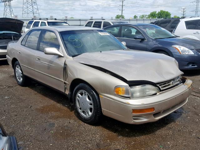 4T1GK13EXSU087015 - 1995 TOYOTA CAMRY XLE GOLD photo 1