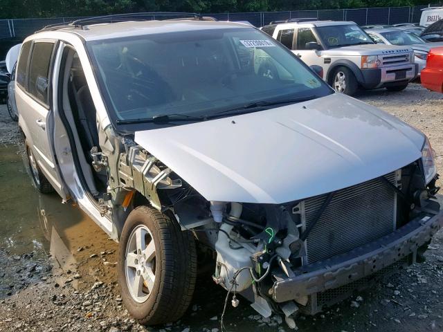 2D4RN4DE6AR331374 - 2010 DODGE GRAND CARA SILVER photo 1