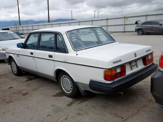 YV1AX8848H1231153 - 1987 VOLVO 244 DL WHITE photo 3