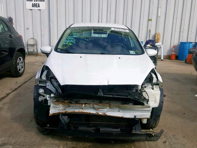 3FADP4AJ1EM147658 - 2014 FORD FIESTA S WHITE photo 9