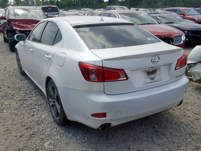 JTHBE5C2XB5027070 - 2011 LEXUS IS 350 WHITE photo 3