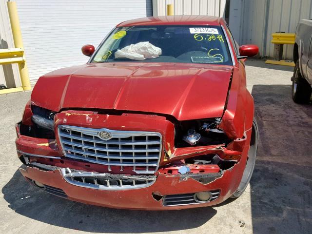 2C3LA53V99H575354 - 2009 CHRYSLER 300 TOURIN RED photo 9