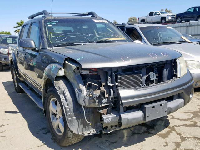 1N6AD07U45C404682 - 2005 NISSAN FRONTIER C GRAY photo 1