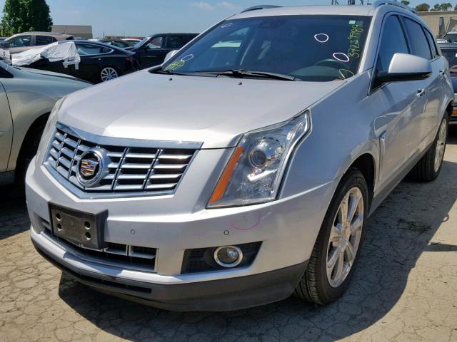 3GYFNCE35FS586125 - 2015 CADILLAC SRX PERFOR SILVER photo 2