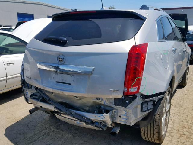 3GYFNCE35FS586125 - 2015 CADILLAC SRX PERFOR SILVER photo 4