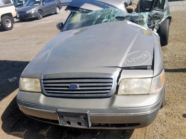 2FAFP74W0XX104406 - 1999 FORD CROWN VICT GRAY photo 10