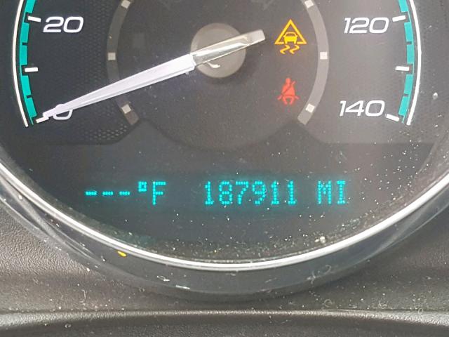 1G1ZC5EB3AF249499 - 2010 CHEVROLET MALIBU 1LT WHITE photo 8