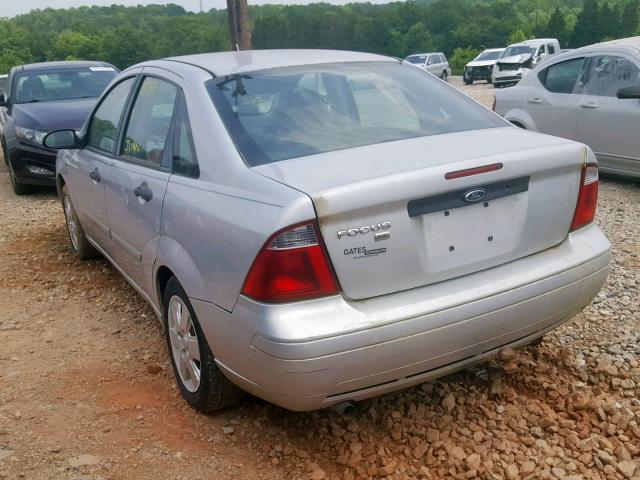 1FAFP34NX7W109382 - 2007 FORD FOCUS ZX4 SILVER photo 3