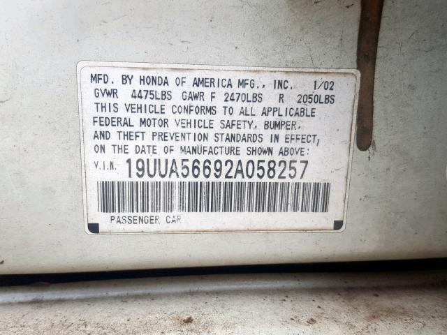 19UUA56692A058257 - 2002 ACURA 3.2TL WHITE photo 10