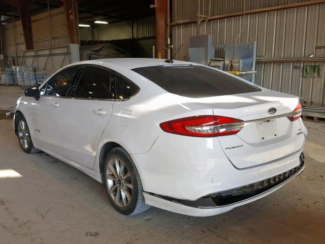 3FA6P0LU2HR109792 - 2017 FORD FUSION SE WHITE photo 3