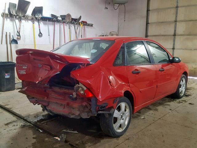 1FAHP34N17W133756 - 2007 FORD FOCUS ZX4 RED photo 4