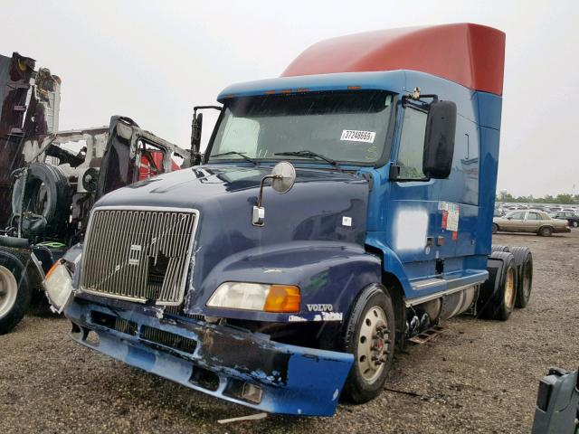 4VG7DARH4WN746634 - 1998 VOLVO VN BLUE photo 2