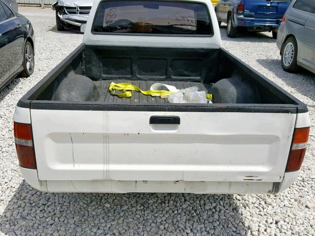 JT4RN81A5N0096035 - 1992 TOYOTA PICKUP 1/2 WHITE photo 6