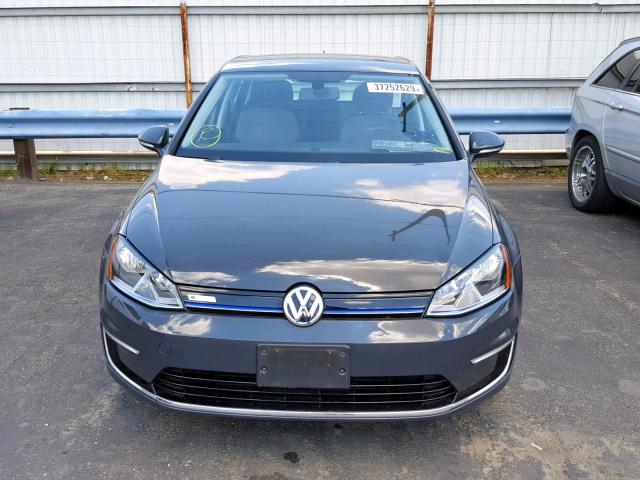 WVWKP7AU7GW910377 - 2016 VOLKSWAGEN E-GOLF SE GRAY photo 9