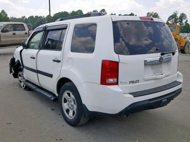 5FNYF3H23CB029667 - 2012 HONDA PILOT LX WHITE photo 3