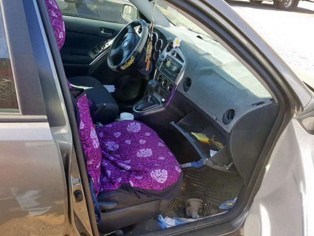 2T1KR32E55C488903 - 2005 TOYOTA MATRIX XR GRAY photo 5