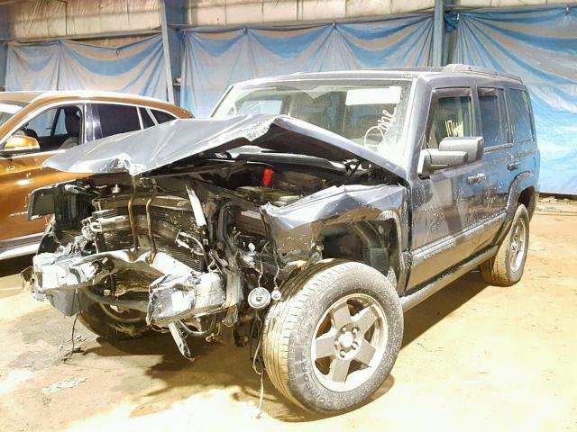 1J8HG48P67C563014 - 2007 JEEP COMMANDER GRAY photo 2