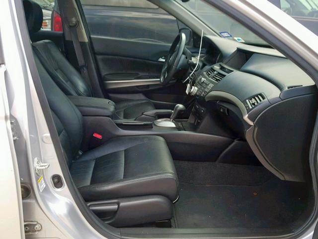 1HGCP26848A005730 - 2008 HONDA ACCORD EXL SILVER photo 5