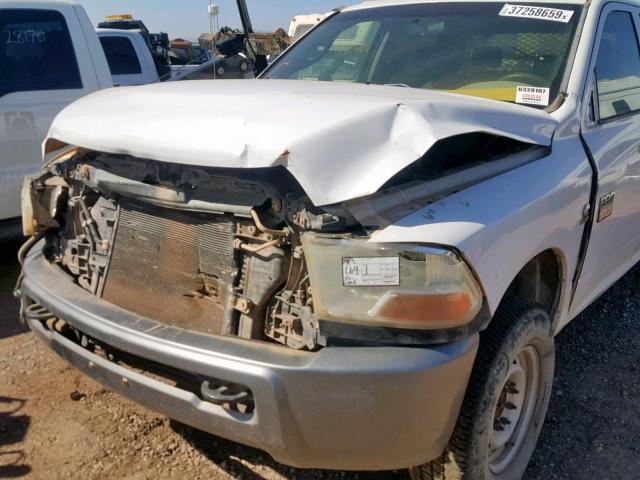 3D7UT2CL2AG114479 - 2010 DODGE RAM 2500 WHITE photo 9