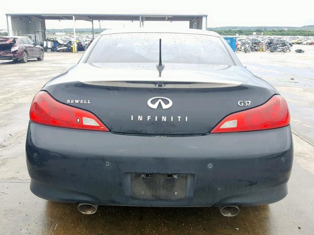 JN1CV6FE1AM352019 - 2010 INFINITI G37 BASE SILVER photo 9