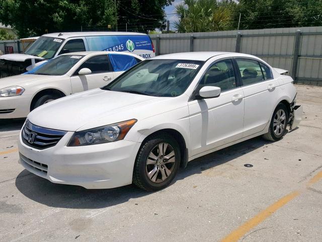 1HGCP2F42CA041101 - 2012 HONDA ACCORD LXP WHITE photo 2