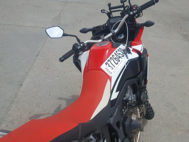 JH2SD0458HK100079 - 2017 HONDA CRF1000 RED photo 5