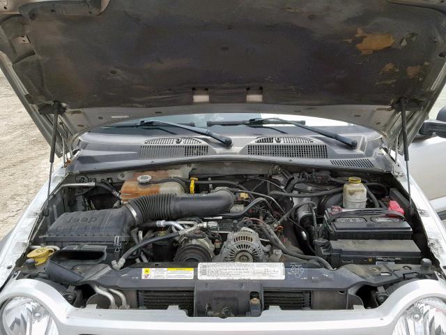 1J4GL48KX6W266192 - 2006 JEEP LIBERTY SP SILVER photo 7
