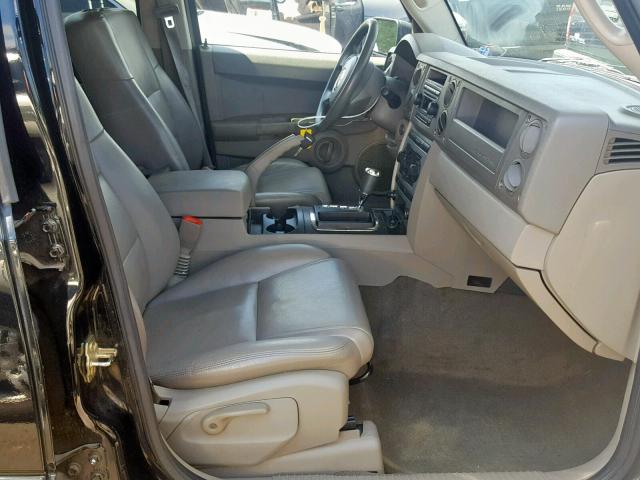 1J8HH48N76C106643 - 2006 JEEP COMMANDER BLACK photo 5
