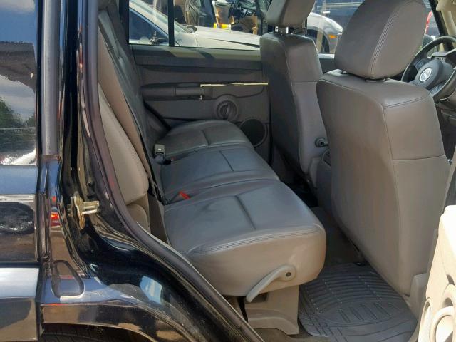 1J8HH48N76C106643 - 2006 JEEP COMMANDER BLACK photo 6