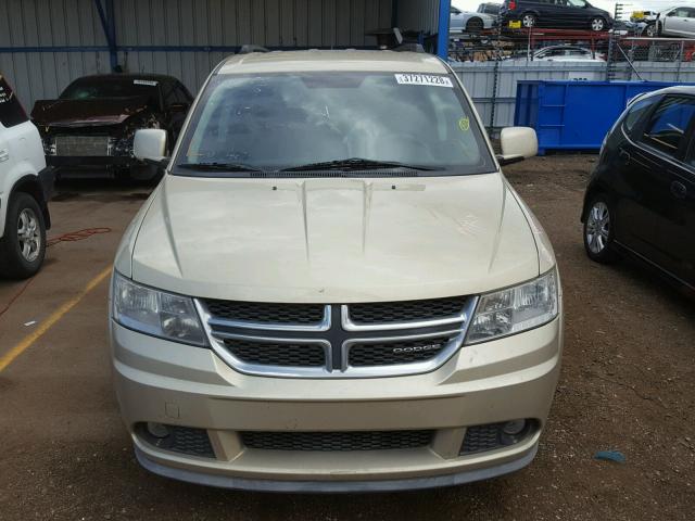 3D4PG1FG8BT500520 - 2011 DODGE JOURNEY MA BEIGE photo 9