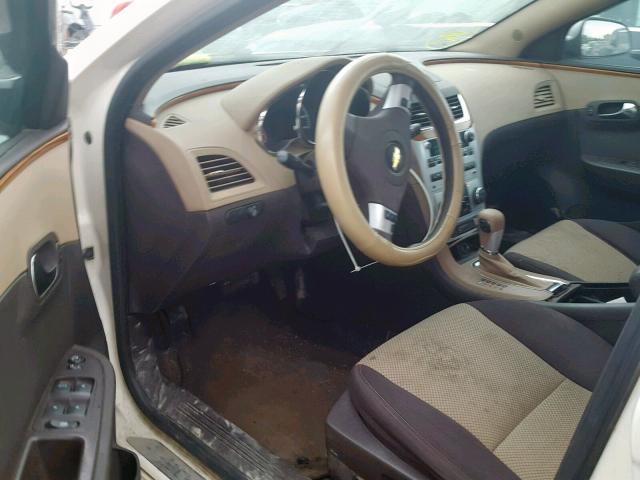 1G1ZC5E05CF314015 - 2012 CHEVROLET MALIBU 1LT WHITE photo 9