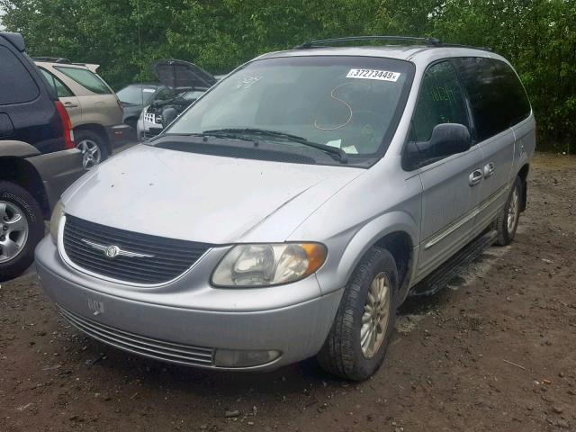 2C4GP54L14R509599 - 2004 CHRYSLER TOWN & COU SILVER photo 2