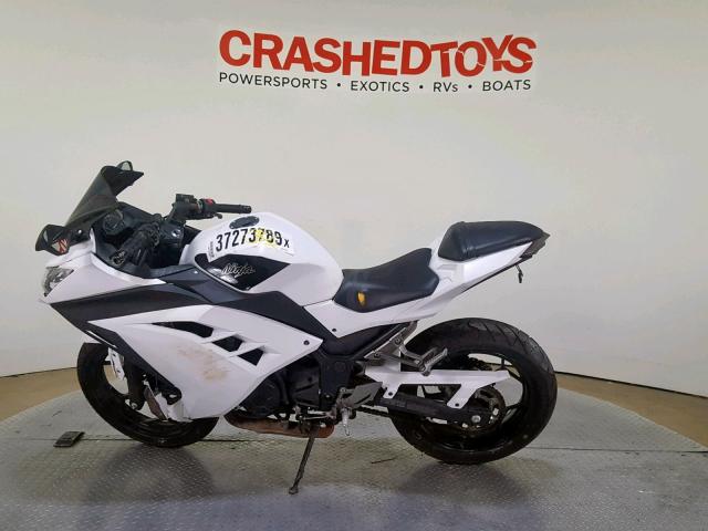 JKAEX8A17DDA11418 - 2013 KAWASAKI EX300 A WHITE photo 5