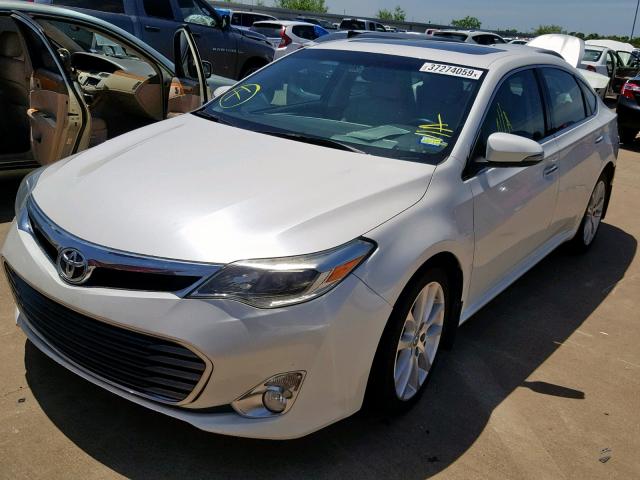 4T1BK1EB4DU069237 - 2013 TOYOTA AVALON BAS WHITE photo 2