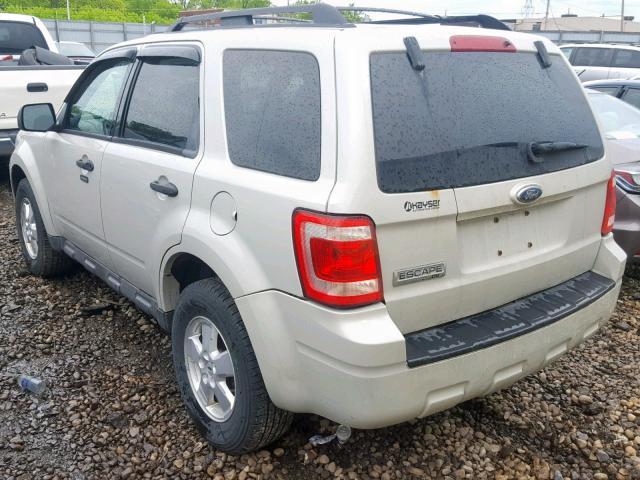 1FMCU03G79KB09563 - 2009 FORD ESCAPE XLT CREAM photo 3