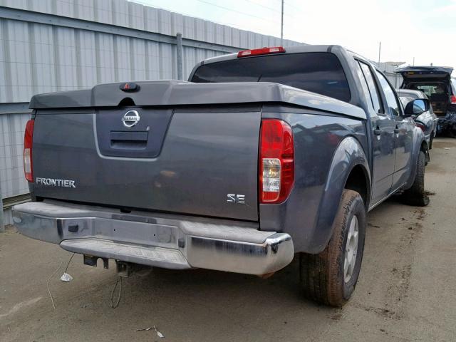 1N6AD07U26C419702 - 2006 NISSAN FRONTIER C GRAY photo 4