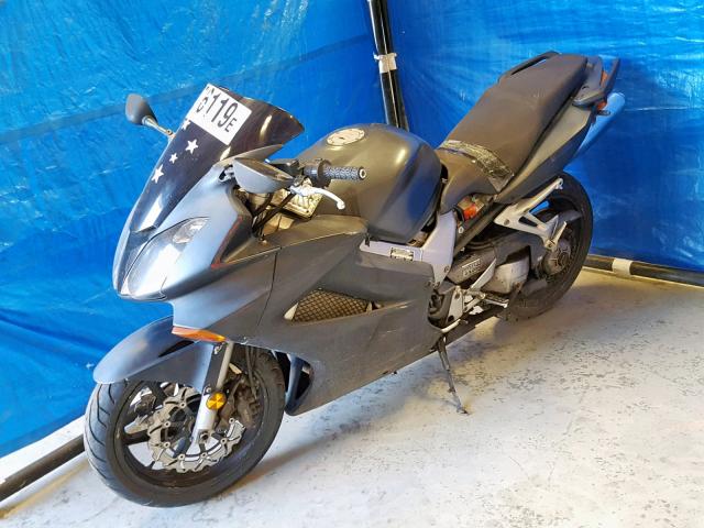 JH2RC46143M500088 - 2003 HONDA VFR800 BLACK photo 2