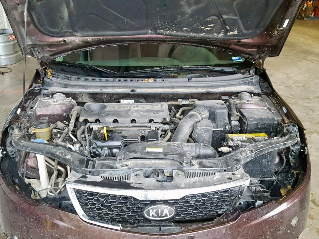 KNAFU4A21B5376019 - 2011 KIA FORTE EX BLACK photo 7