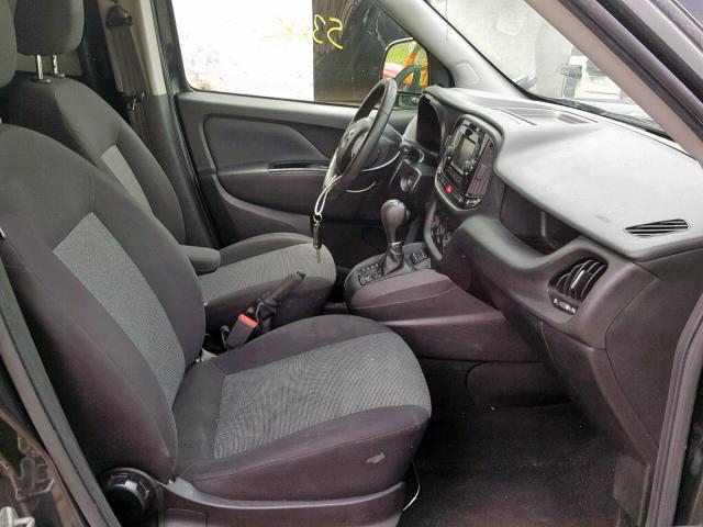 ZFBERFAT3G6B08679 - 2016 RAM PROMASTER 黑色 照片 5