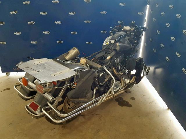 1HD1FC4157Y662657 - 2007 HARLEY-DAVIDSON FLHTCUI GRAY photo 4