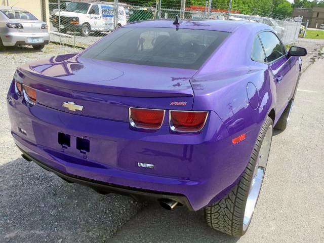 2G1FB1EDXB9156621 - 2011 CHEVROLET CAMARO LT PURPLE photo 4