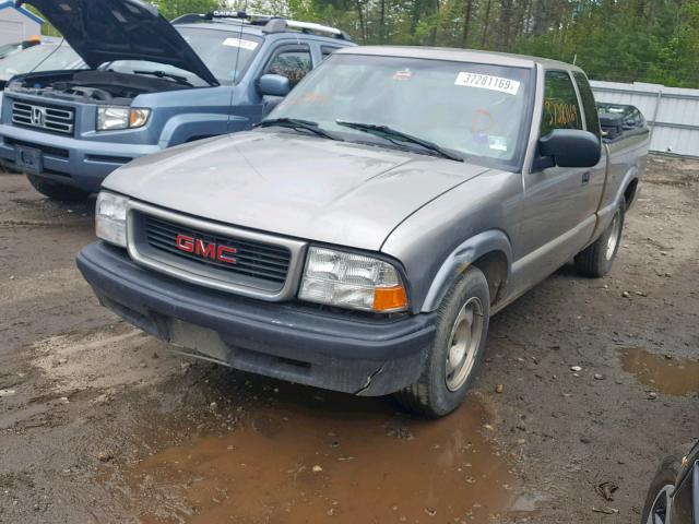 1GTCS195918172557 - 2001 GMC SONOMA SILVER photo 2