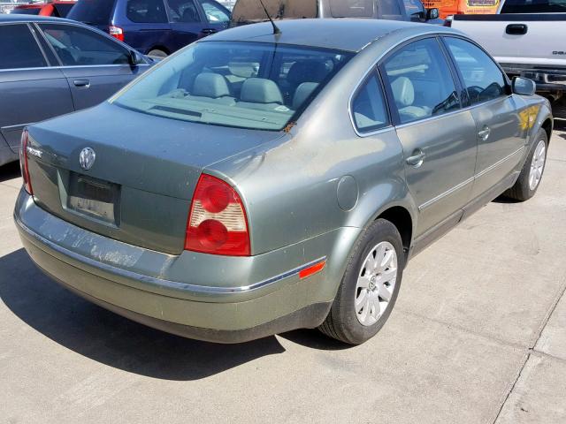 WVWPD63B03P195418 - 2003 VOLKSWAGEN PASSAT GLS GREEN photo 4