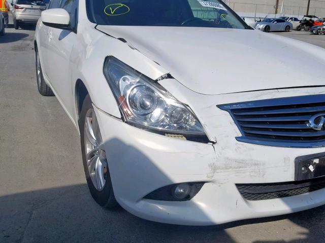 JN1DV6AP2CM812627 - 2012 INFINITI G25 BASE WHITE photo 9