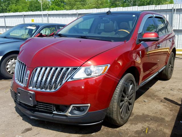 2LMDJ8JK6FBL32996 - 2015 LINCOLN MKX MAROON photo 2