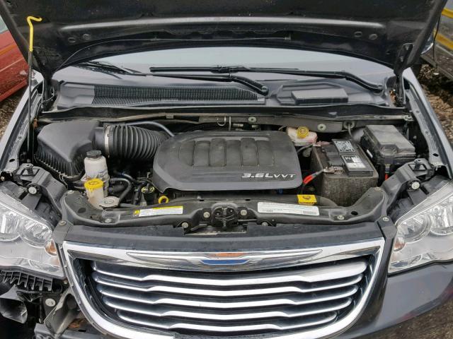 2C4RC1CG2CR207903 - 2012 CHRYSLER TOWN & COU BLACK photo 7